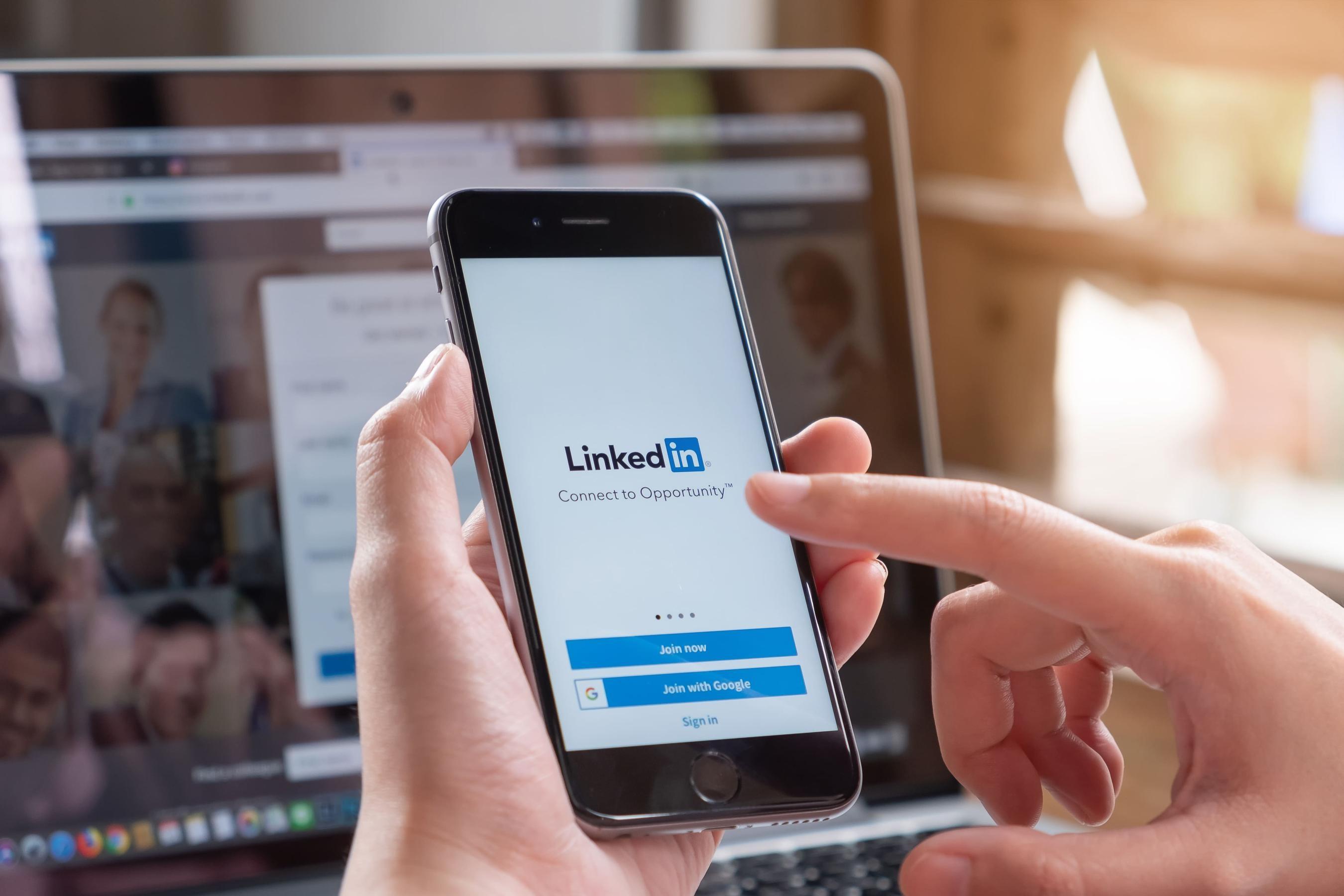 : How to Get Noticed on LinkedIn | STEM Candidate Guide | Owen Daniels | Powering Global STEM